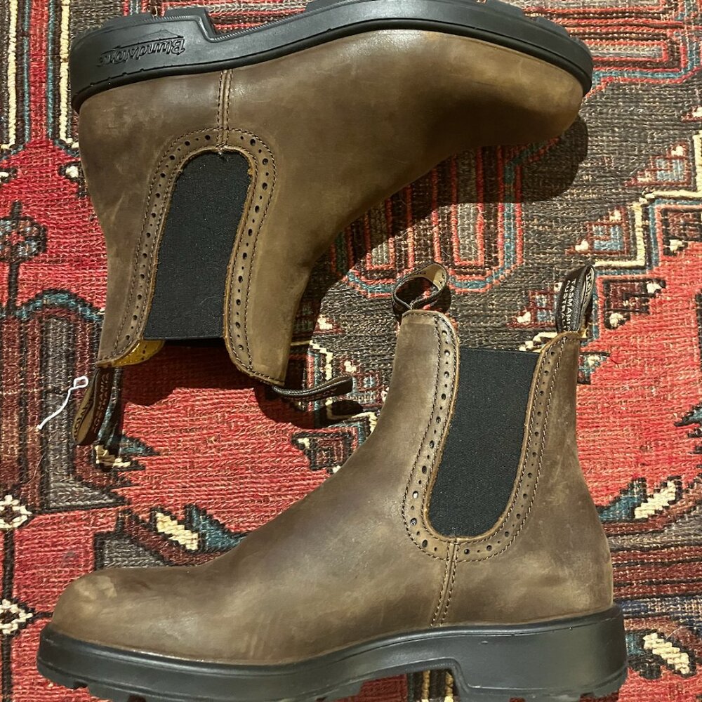Blundstone High-Top Chelsea boots, Women's size 10, Rustic Brown EUC